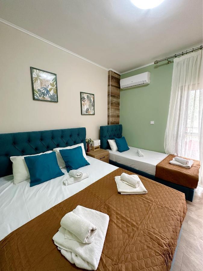Hotel Palmera Sarti Bagian luar foto