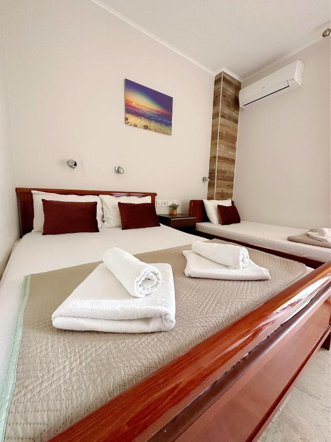 Hotel Palmera Sarti Bagian luar foto